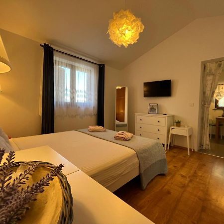Apartment Cozy&Quiet Rovinj Exterior foto